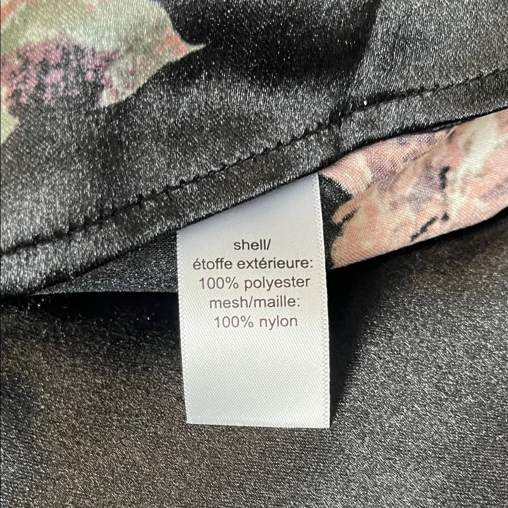 NWOT Maurices Black Sleeveless Blouse with Pink Floral Print - Picture 4 of 5